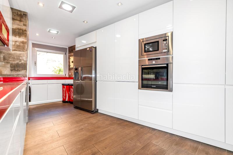 Foto 2f8278c1-169b-437a-b53b-d60562f14355. Pis amb calefacció piscina a Mascarat Altea