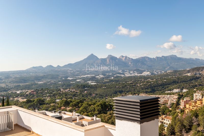 Foto d67f50ee-4afd-4bd5-bc96-1161741fc534. Xalet amb calefacció aparcament piscina a Altea la vella Altea