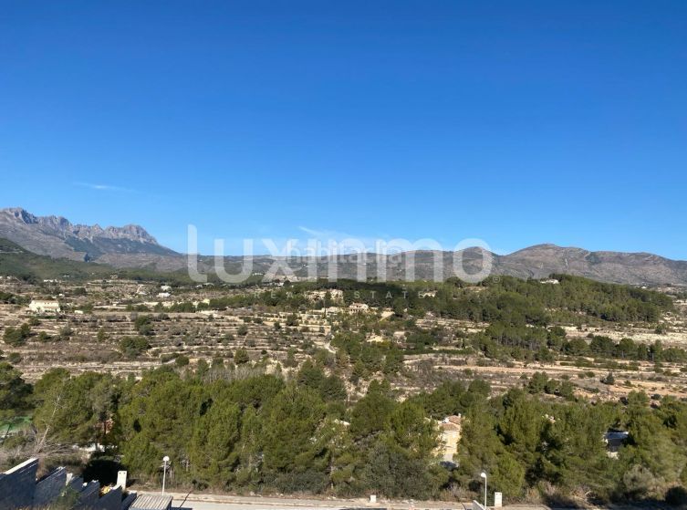 Foto 3f8f6ac7-a8b6-4b6a-9ae2-006109943d87. Xalet amb aparcament piscina a La Empedrola Calp