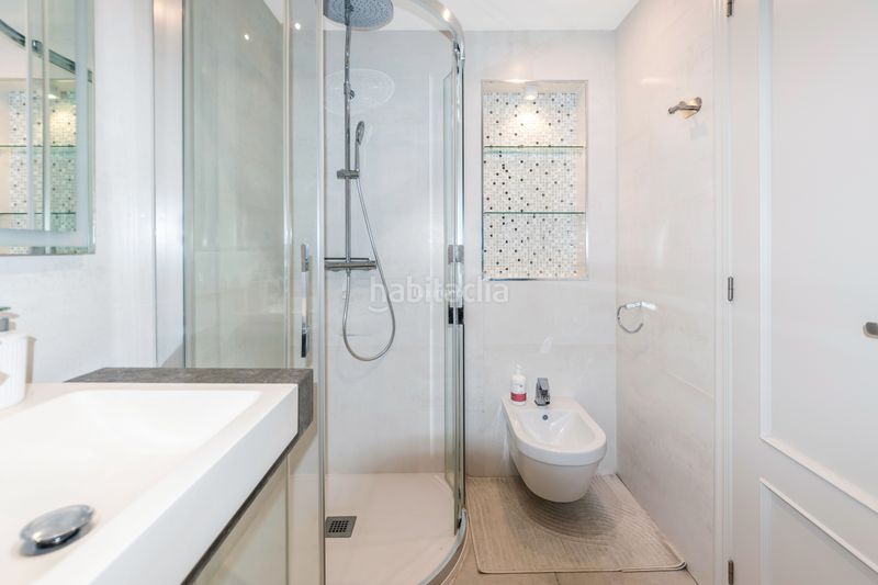 Foto fb5b27a6-265c-44f7-909b-98e1b84dcc43. Casa aparellada amb aparcament piscina a Altea hills Altea