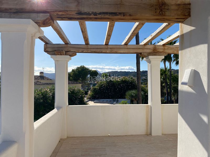 Foto 518ee391-9a83-4be0-a3c6-532483921f51. Xalet amb calefacció aparcament piscina a Cala Advocat-Baladrar Benissa