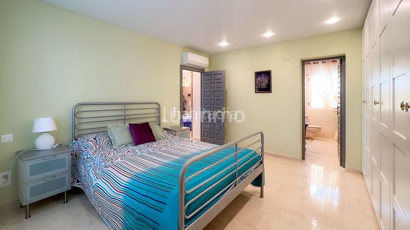 Foto 133b335a-d385-4424-bc12-7a1c3ab2097d. Xalet amb aparcament piscina a El Montgó Dénia