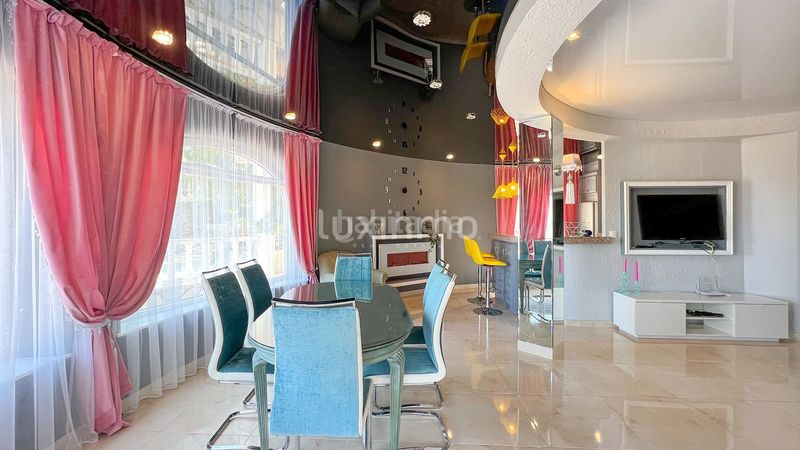 Foto 13932127-b253-4ef0-8a20-ec6f67a88249. Xalet amb aparcament piscina a El Montgó Dénia