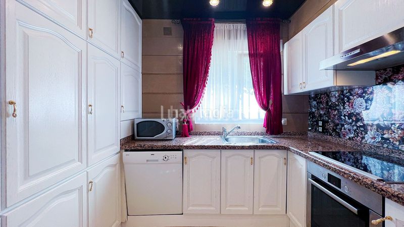 Foto 334904f2-a90d-4218-928a-30f57fcd7834. Xalet amb aparcament piscina a El Montgó Dénia