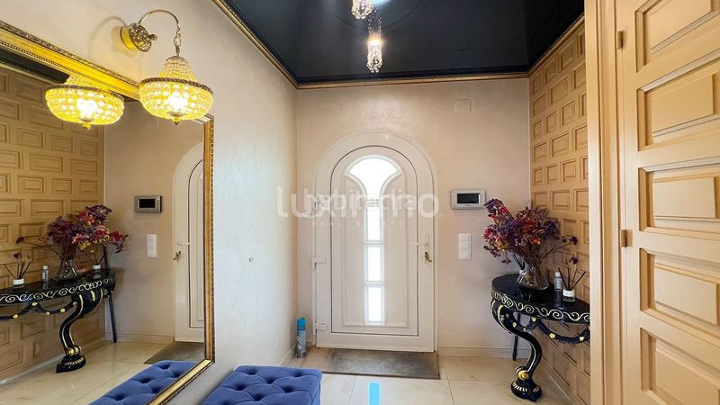 Foto ce2cd021-64dd-49d1-b34a-2bd491441786. Xalet amb aparcament piscina a El Montgó Dénia