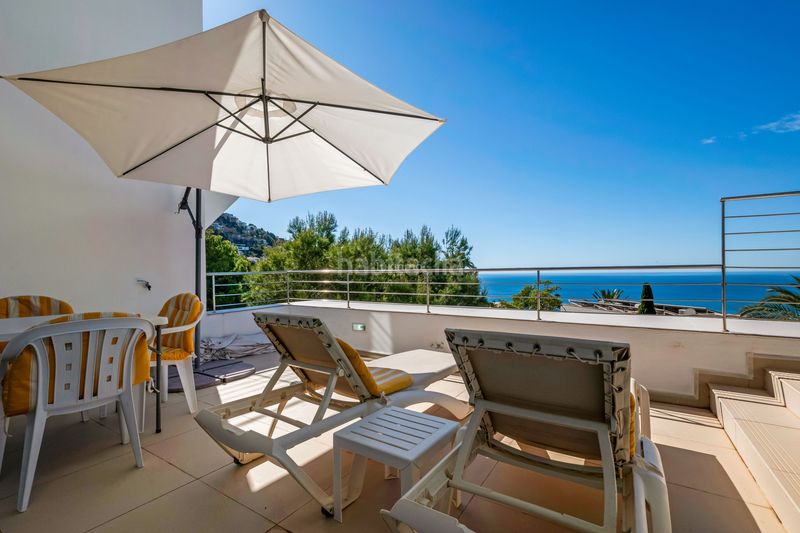 Foto 116bda6c-1422-45aa-8cf2-7cbf5dc839e6. Casa aparellada amb piscina a Altea hills Altea