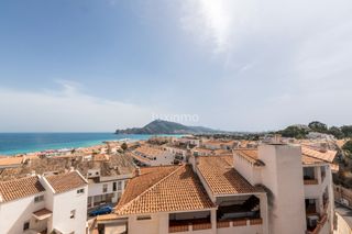 Attique à Altea Ciudad. Encantador ático dúplex en una ubicación privilegiada con vistas