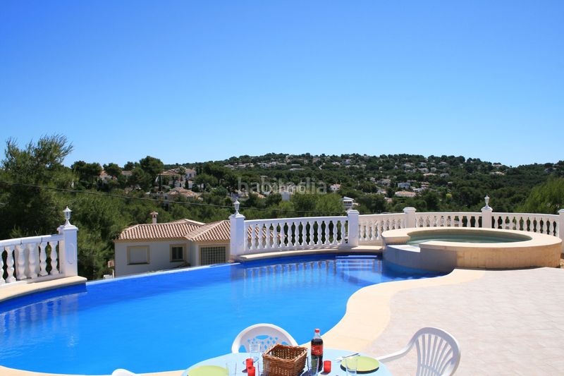 Foto 0c4a207f-3394-4045-8975-457b2096a5a5. Xalet amb piscina a La Granadella - Costa Nova Xàbia