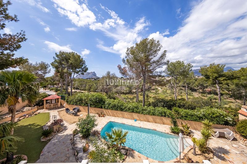 Foto f7a45ce7-dc00-4852-aa91-abc61ba2e366. Xalet amb calefacció aparcament piscina a La Fustera Benissa