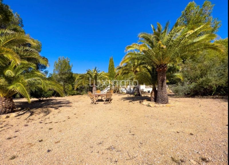 Foto e7310b90-32b6-4f22-8a01-8c14e84e28c3. Xalet amb calefacció aparcament piscina a Finestrat pueblo Finestrat