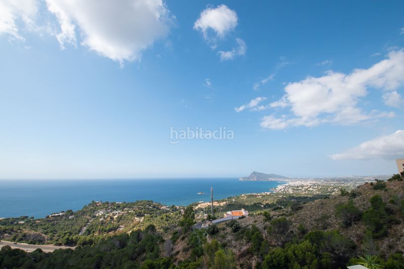 Foto 0df561bf-c6c6-497f-beaf-a331df911a00. Àtic amb aparcament piscina a Altea hills Altea