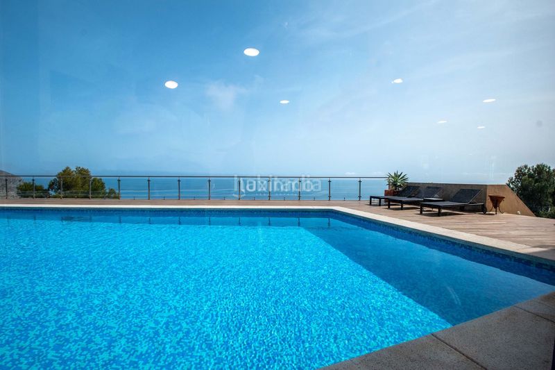 Foto 9df3421c-9553-4805-8627-c2b032893ca5. Àtic amb piscina a Altea hills Altea