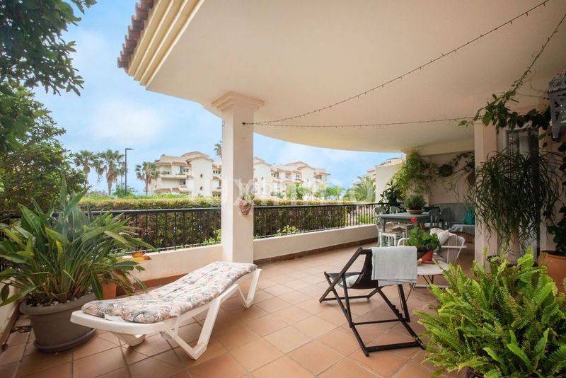 Foto f10643e4-2f0a-4825-9f26-5f1a94dd2bb1. Planta baixa amb aparcament piscina a Mascarat Altea