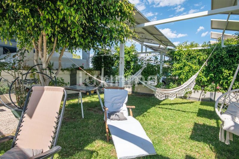 Foto fa47ef1a-a396-483d-8625-9fa9ab06c04e. Pis amb piscina a cala Finestrat Finestrat