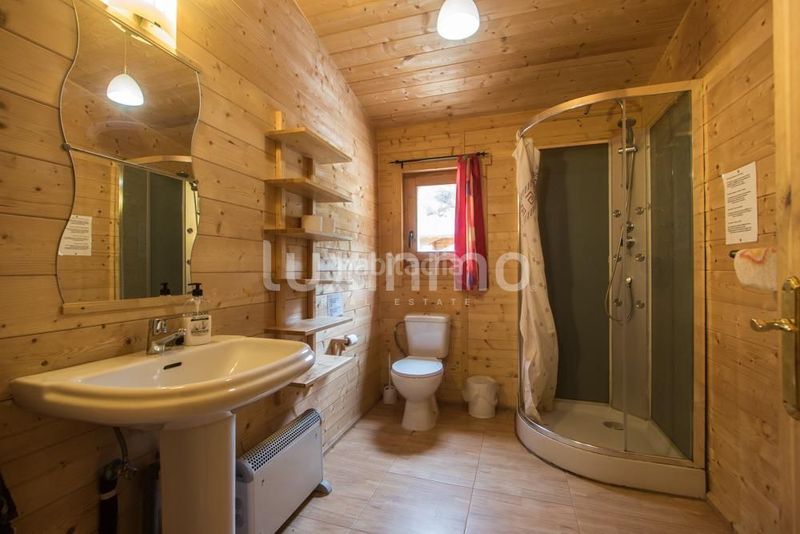 Foto b7a66f16-430b-43da-8263-d4cfe4d4ac02. Chalet se vende una finca y dos cabañas de madera en Finestrat