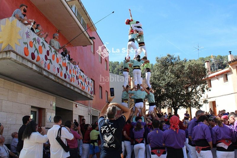 Foto 5b93098f-6012-44e7-aef4-eb14f2ee8312. Dúplex amb calefacció aparcament a Castellví de Rosanes