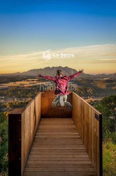 Foto a1323d0d-0d02-4b3e-a170-b9498d318d0c. Dúplex amb calefacció aparcament a Castellví de Rosanes