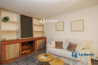 Haus  Salvador dali. Casa 5 habitacions  gran terreny per piscina i hort a sant estev