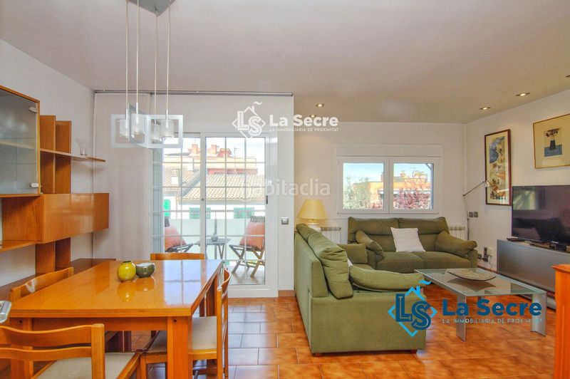 Foto 6222ce6f-bb47-4d9e-8532-04869f152686. Casa adossada amb calefacció aparcament a Gelida