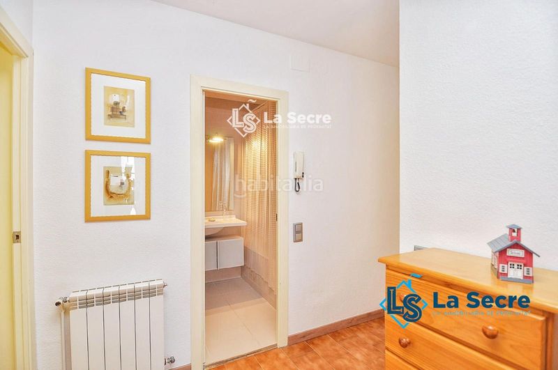 Foto e64b0f2b-05f1-47a9-94b5-1f0edf04450c. Casa adossada amb calefacció aparcament a Gelida