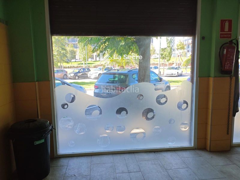 Foto 6b668ef5-4998-4c83-b673-dbc6a592a606. Local comercial a Martorell