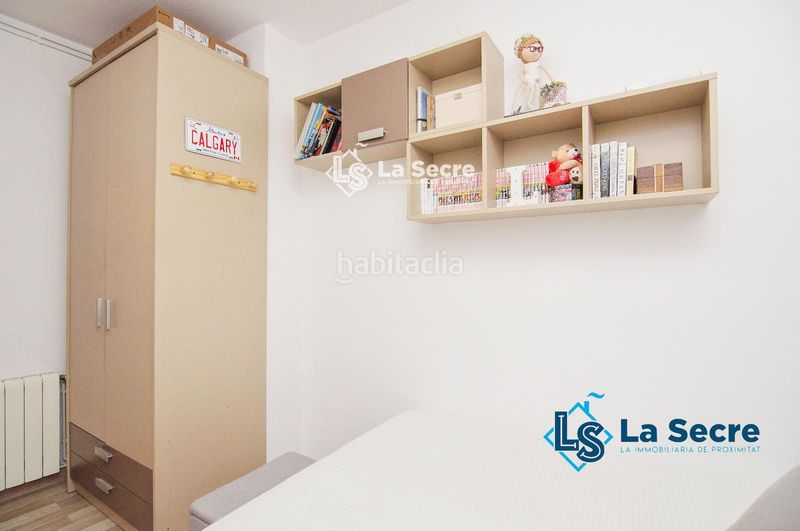 Foto 533348e9-4504-4954-b0cb-904133b62307. Pis amb calefacció aparcament a Sants-Badal Barcelona