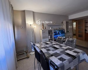 Affitto Appartamento  Sant esteve sesrovires. Pis de lloguer de 4 habitacions amb balcó i pàrquing a camí fond