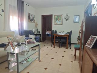 Etagenwohnung  Carrer cadi. Piso calle cadi  2 planta con ascensor