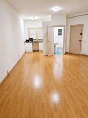 Loft  Carrer biscaia. Estudio en calle biscaia  zona navas