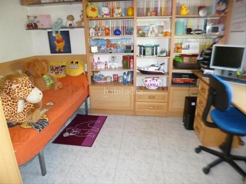 Foto 1561b66c-2d48-461e-a560-c12edb51cdfc. Haus mit heizung in Centre Pineda de Mar