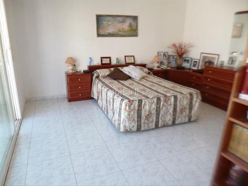 Foto f8b0cb99-1acc-43b7-9d81-5b01bf0c0c7c. Haus mit heizung in Centre Pineda de Mar