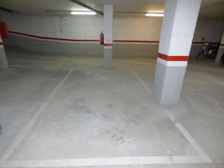 Autoparkplatz in Malgrat de Mar. Plaza de parking en zona av. bon pastor