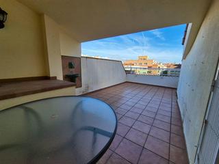 Dúplex a Centre. Precioso duplex al lado del mar