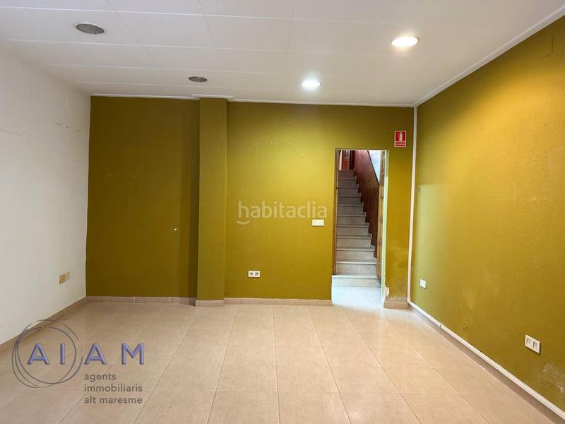 Foto 893b1117-ba0a-4cb1-9d72-d48bda7f21e6. Casa  y local comercial en el centro en Tordera Tordera