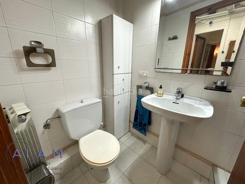 Foto bad75bc7-a0b3-4438-b77e-5aa6931b6fcb. Casa  y local comercial en el centro en Tordera Tordera