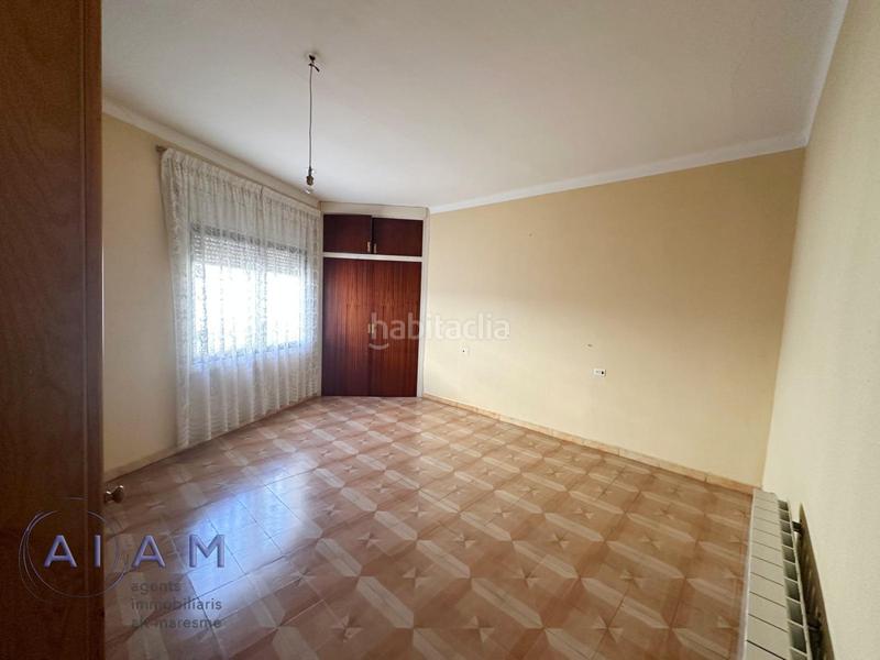 Foto fff11c53-e7aa-4de9-8ef7-3779c2e43d56. Casa  y local comercial en el centro en Tordera Tordera