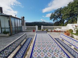 Xalet a Palafolls. Gran casa a cuatro vientos a la entrada de mas carbo