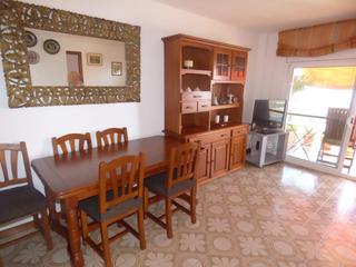 Appartement à Malgrat de Mar. Piso esquinero de 3 habitaciones con vistas al mar en primera lí