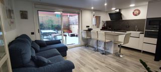 Pis a Calella. Piso c�ntrico con gran terraza