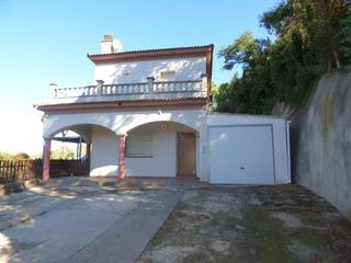 Xalet a Serra Brava. Encantador chalet en lloret de mar  oportunidad única