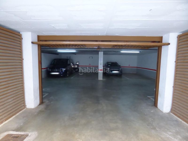 Foto b597b328-fa4d-43c6-a6ee-d71a5368f47a. Aparcament cotxe a Malgrat de Mar