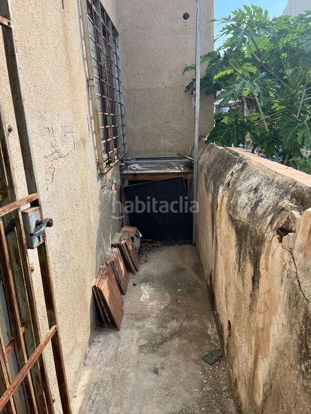Foto d1b07780-b73a-44a7-aa57-92d340188408. Rent business premise in Malgrat de Mar