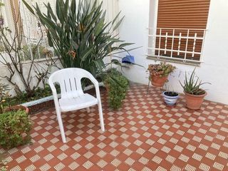 Casa a Calella. Casa de pueblo en calella con 4 habitaciones