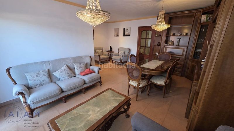 Foto 23d70224-89df-41a9-80f0-3a3cec82fbc0. Casa adossada amb aparcament a Tordera Tordera