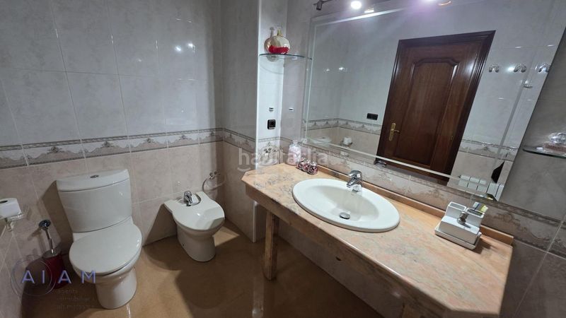 Foto ddf7b2f3-7e14-4d24-bb4c-7f48ff493fc3. Casa adossada amb aparcament a Tordera Tordera