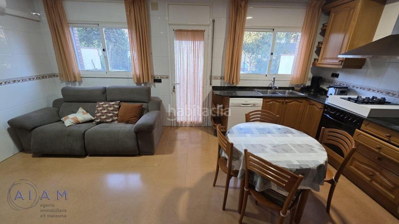 Foto ec3fa4fd-7352-4008-88df-74e86f8e1b4a. Casa adossada amb aparcament a Tordera Tordera