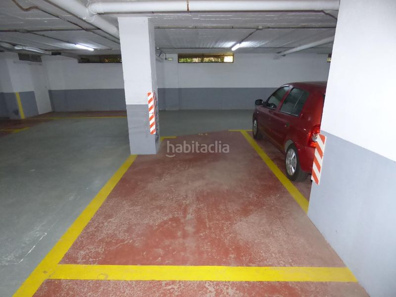 Foto 57a6a1ea-cbc2-46f6-aa88-1b6f7db137b3. Aparcament cotxe a Malgrat de Mar