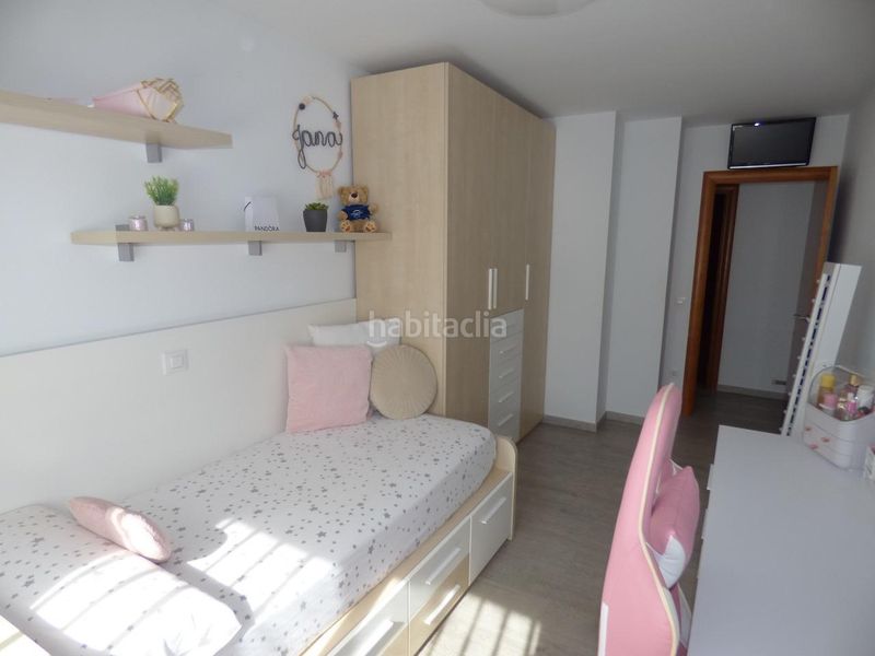 Foto fe214880-4533-4c28-959e-3d4a4748f7a2. Pis amb calefacció aparcament a Palafolls