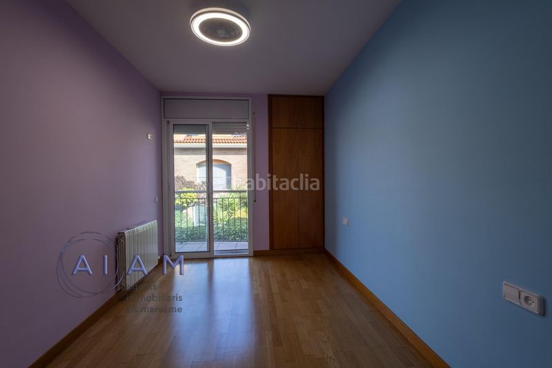 Foto bae3f9d6-2e1c-427f-9da8-4779936500ce. Casa adossada amb aparcament a Santa Susanna