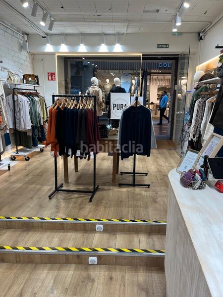 Foto daa1cbbb-67b3-4f04-9f85-ffe172f42766. Lloguer local comercial a carrer de la font vella 13 a Terrassa